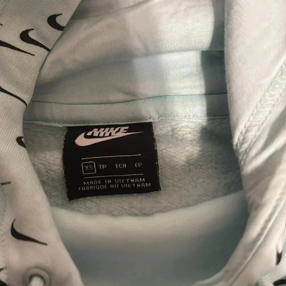 Nike Hoodie - Picture 3 of 3